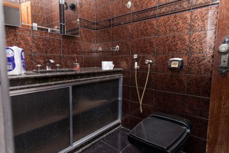 Apartamento à venda com 110m², 3 quartos e sem vagaBanheiro