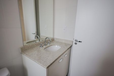 Apartamento para alugar com 64m², 2 quartos e 2 vagasBanheiro Social