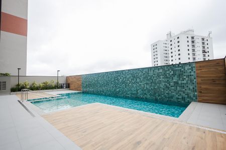 Apartamento para alugar com 64m², 2 quartos e 2 vagasÁrea comum - Piscina