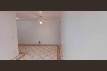 Apartamento para alugar com 73m², 3 quartos e 1 vagaSala