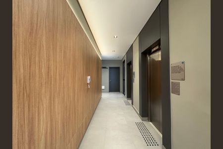 Apartamento para alugar com 64m², 2 quartos e 2 vagas Apartamento para alugar com 64m², 2 quartos e 2 vagasHall social