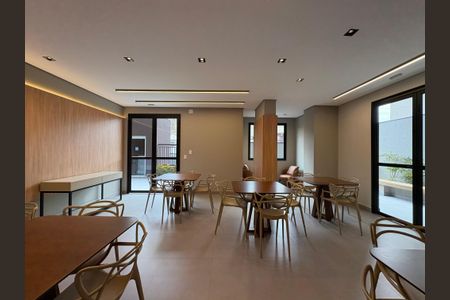 Apartamento para alugar com 64m², 2 quartos e 2 vagas Apartamento para alugar com 64m², 2 quartos e 2 vagasÁrea comum - Salão de festas