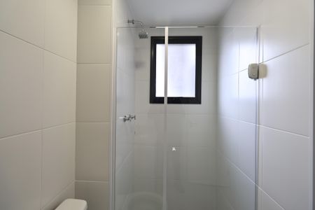 Apartamento para alugar com 64m², 2 quartos e 2 vagas Apartamento para alugar com 64m², 2 quartos e 2 vagasBanheiro da Suíte