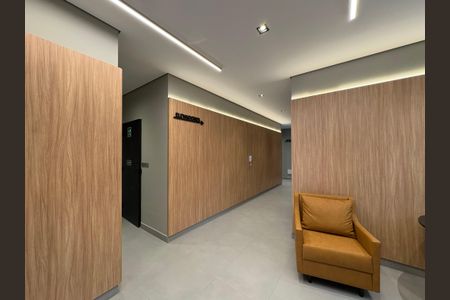 Apartamento para alugar com 64m², 2 quartos e 2 vagas Apartamento para alugar com 64m², 2 quartos e 2 vagasHall social