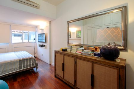 Apartamento à venda com 298m², 3 quartos e 2 vagasQuarto 3