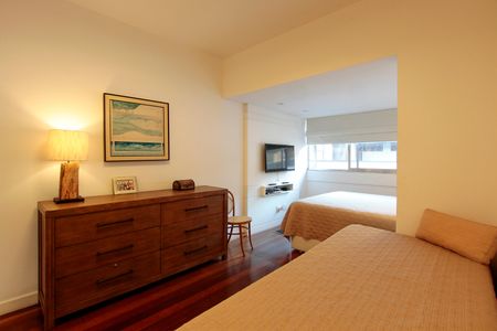 Apartamento à venda com 298m², 3 quartos e 2 vagasQuarto 2 suite