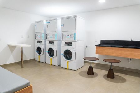 Apartamento à venda com 61m², 2 quartos e 1 vagaÁrea comum - Lavanderia