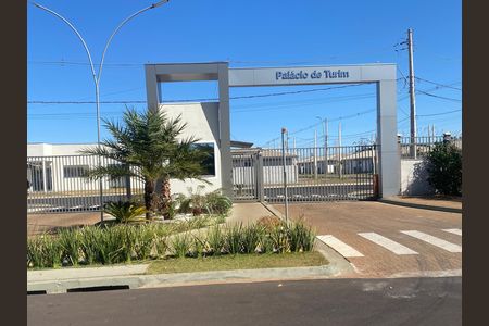 Casa de condomínio para alugar com 95m², 2 quartos e 1 vaga Casa de condomínio para alugar com 95m², 2 quartos e 1 vagaFachada