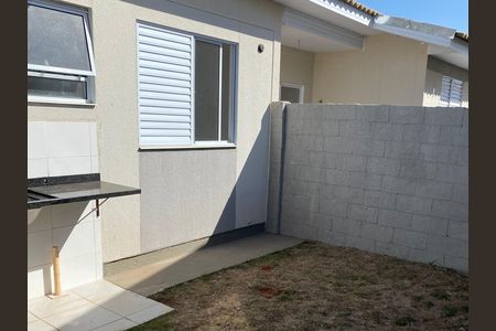 Casa de condomínio para alugar com 95m², 2 quartos e 1 vaga Casa de condomínio para alugar com 95m², 2 quartos e 1 vagaQuintal