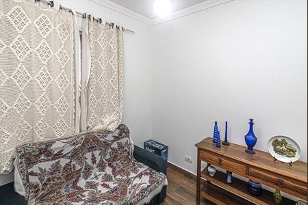 Casa à venda com 210m², 6 quartos e 2 vagas Casa à venda com 210m², 6 quartos e 2 vagasEscritório