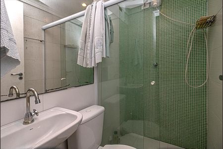 Casa à venda com 210m², 6 quartos e 2 vagas Casa à venda com 210m², 6 quartos e 2 vagasBanheiro da Suíte 4