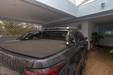 Casa à venda com 210m², 6 quartos e 2 vagas Casa à venda com 210m², 6 quartos e 2 vagasGaragem