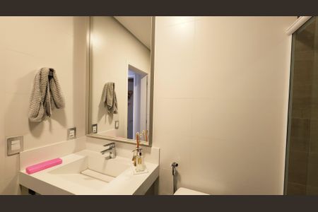 Casa de condomínio à venda com 297m², 3 quartos e 4 vagasBanheiro