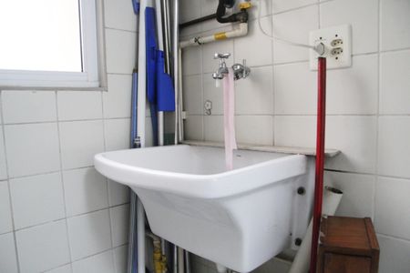 Apartamento à venda com 62m², 3 quartos e 1 vagaÁrea de Serviço