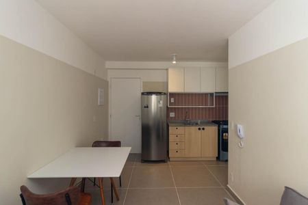 Apartamento à venda com 27m², 1 quarto e sem vaga Apartamento à venda com 27m², 1 quarto e sem vagaSala