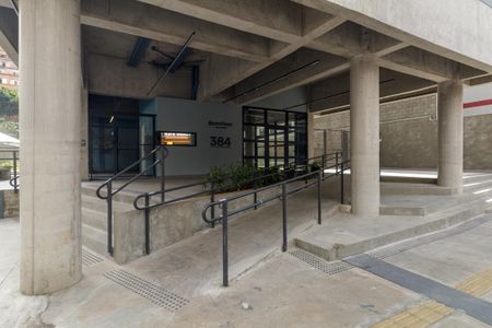 Apartamento à venda com 27m², 1 quarto e sem vaga Apartamento à venda com 27m², 1 quarto e sem vagaFachada