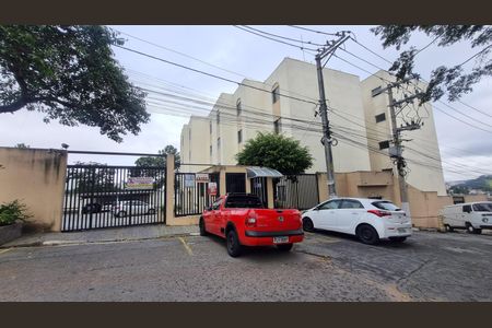 Apartamento à venda com 65m², 2 quartos e 1 vaga Apartamento à venda com 65m², 2 quartos e 1 vagaFachada
