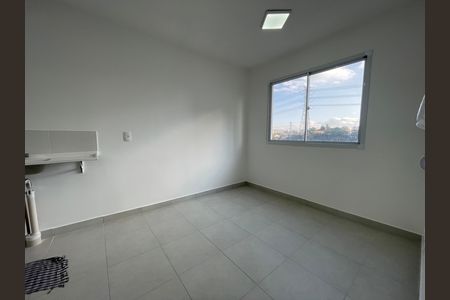 Apartamento para alugar com 33m², 2 quartos e sem vaga Apartamento para alugar com 33m², 2 quartos e sem vagaSala