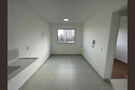 Apartamento para alugar com 33m², 2 quartos e sem vaga Apartamento para alugar com 33m², 2 quartos e sem vagaSala