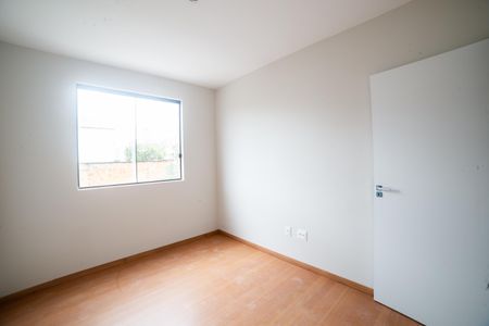 Apartamento à venda com 78m², 3 quartos e 2 vagas Apartamento à venda com 78m², 3 quartos e 2 vagasQuarto 1