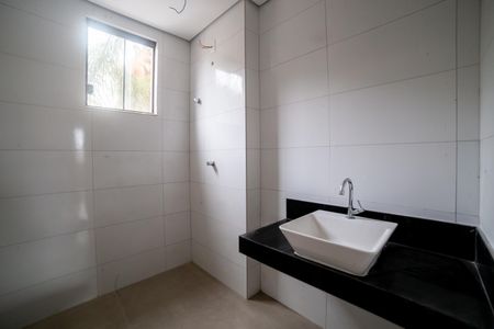 Apartamento à venda com 78m², 3 quartos e 2 vagas Apartamento à venda com 78m², 3 quartos e 2 vagasBanheiro Social