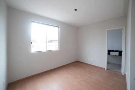 Apartamento à venda com 78m², 3 quartos e 2 vagas Apartamento à venda com 78m², 3 quartos e 2 vagasSuíte