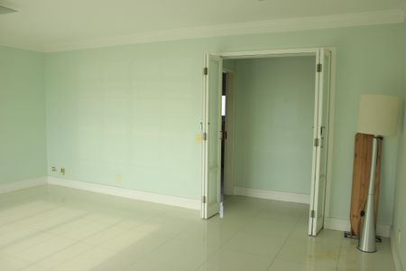 Apartamento à venda com 136m², 3 quartos e 3 vagasSala