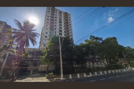 Apartamento à venda com 65m², 1 quarto e 1 vagaFachada e portaria