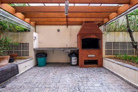 Apartamento para alugar com 50m², 2 quartos e 1 vaga Apartamento para alugar com 50m², 2 quartos e 1 vagaÁrea comum - Churrasqueira