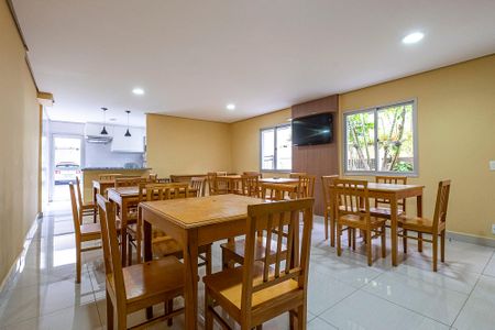 Apartamento para alugar com 50m², 2 quartos e 1 vaga Apartamento para alugar com 50m², 2 quartos e 1 vagaÁrea comum - Salão de Festas