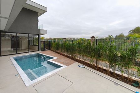 Casa de condomínio à venda com 313m², 4 quartos e 4 vagasQuintal - Piscina