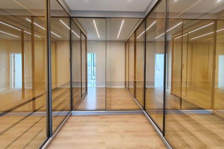 Casa de condomínio à venda com 313m², 4 quartos e 4 vagasCloset Suíte 3