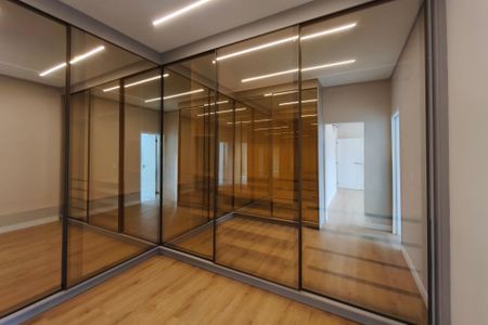 Casa de condomínio à venda com 313m², 4 quartos e 4 vagasCloset Suíte 3