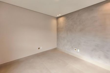 Casa de condomínio à venda com 313m², 4 quartos e 4 vagasSala de TV