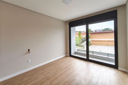 Casa de condomínio à venda com 313m², 4 quartos e 4 vagasSuíte 2