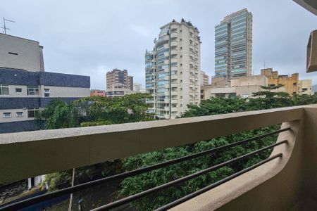 Apartamento para alugar com 90m², 2 quartos e 1 vagavaranda 