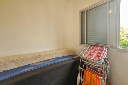 Apartamento para alugar com 90m², 2 quartos e 1 vagaÁrea de serviço 