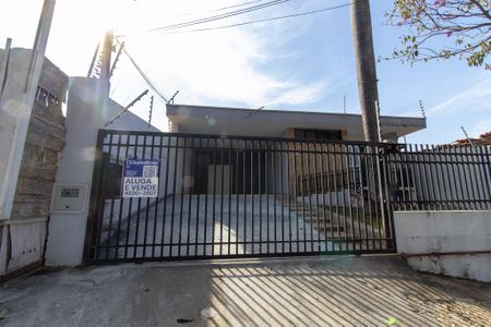 Casa à venda com 190m², 3 quartos e 1 vagaFachada