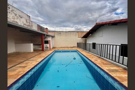 Casa à venda com 190m², 3 quartos e 1 vagaPiscina