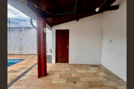 Casa à venda com 190m², 3 quartos e 1 vagaQuintal