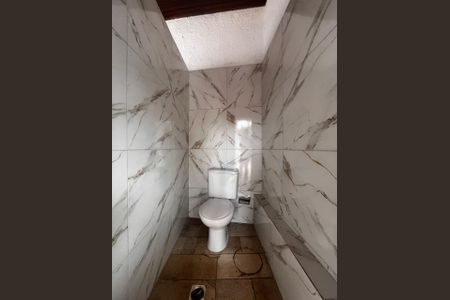 Casa à venda com 190m², 3 quartos e 1 vagaBanheiro de Serviço