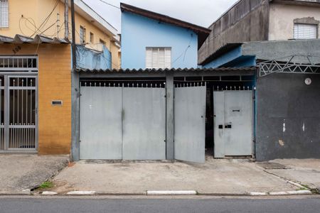 Casa à venda com 125m², 2 quartos e 2 vagasFachada