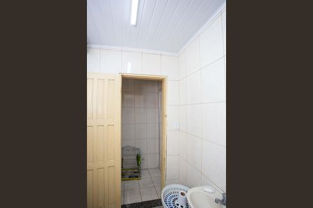 Casa à venda com 125m², 2 quartos e 2 vagasBanheiro 1