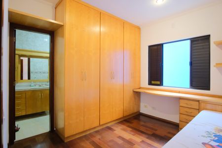 Casa à venda com 300m², 4 quartos e 4 vagasSuíte 1