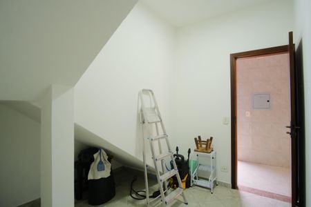 Casa à venda com 300m², 4 quartos e 4 vagasQuarto de Serviço