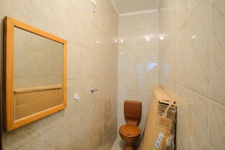 Casa à venda com 300m², 4 quartos e 4 vagasBanheiro de serviço