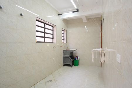 Casa à venda com 300m², 4 quartos e 4 vagasÁrea de Serviço