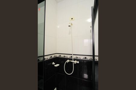 Casa à venda com 300m², 4 quartos e 4 vagasBanheiro da Suíte 3