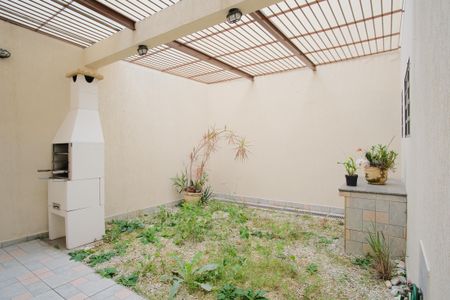 Casa à venda com 300m², 4 quartos e 4 vagasQuintal