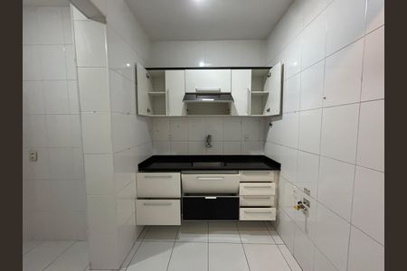Apartamento à venda com 65m², 2 quartos e 1 vagaCozinha